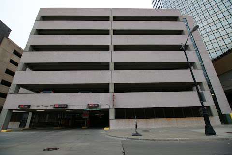 Port Atwater Parking Garage Port Atwater Parking Garage